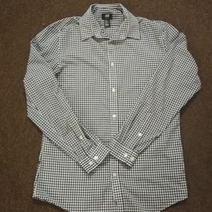 Black and white long sleeve slim fit button down